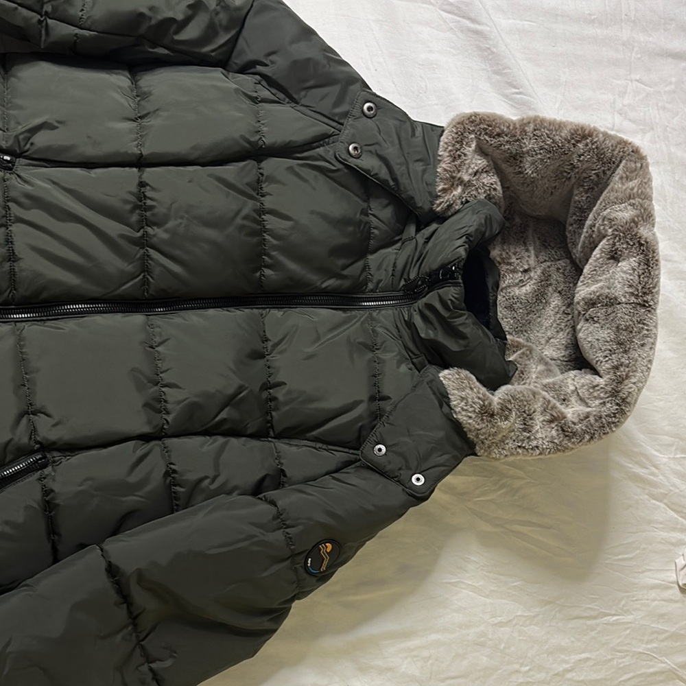 Women's Olive Puffer Jacket with Faux Fur Hood